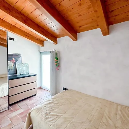 Mamma Mia By Design Apartament